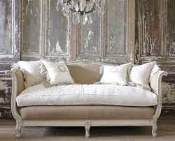 Antique Daybed French Sofa From Full Bloom Cottage Mit Bildern Franzosisches Sofa Sofas Im Landhausstil Franzosische Liege