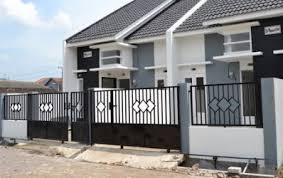 Desain pagar yang saya sukai yaitu konsep pagar yang asri dengan menanam tanaman mungil di sekitar pagar rumah anda. 60 Desain Pagar Rumah Minimalis Paling Diminati Rumahku Unik