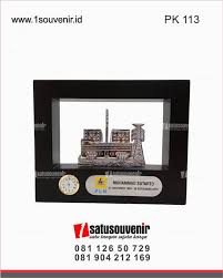 Maybe you would like to learn more about one of these? Pak113 Vandel Plakat Kayu Jam Pln Pusat Pembuatan Plakat 1souvenir