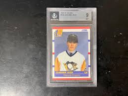The card is numbered #428 and shows jagr with a dazed and confused look on his mug while posing for the picture. Lot 1990 91 Score 428 Jaromir Jagr Rookie Card Bgs 9