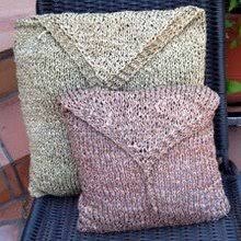 Knit these cosy floor cushions in pure wool worsted. Free Pillows Cushions Covers Knitting Patterns Knittinghelp Com