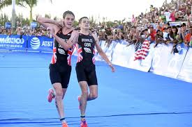 Triatlon, gerçek manada felsefik bir spor olması sebebiyle, birincilik veya ikincilik gibi kavramlar çok belirleyici değildir. Cempionlugu Buraxib Qardasina Sarildi Yaaz