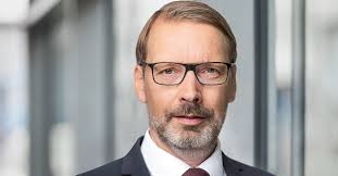 CFO-News: Huf, RWE, Evonik