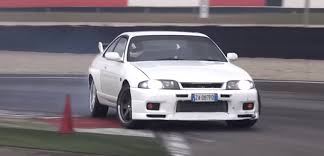 By midnight wanderers and o&s motorsports. Nissan Skyline R33 Gts Drifting Video Dpccars