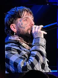 Suicidéboys fans react to photo with disliked rapper