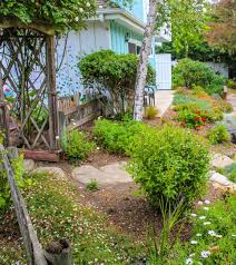 Welcome to the bluebird inn. Bluebird Inn Hotels In Cambria Ca Moonstone Beach Accommodations
