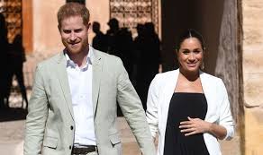 The duke and duchess of sussex, harry and meghan, with the her majesty the queen leaving a young leaders reception in 2018 at buckingham palace. Megan And Harry Become First New Age Royals With Wellness And Yoga Celebrity News Showbiz Tv Express Co Uk