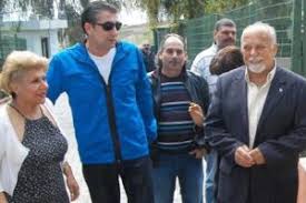 2003 yılında didem petekkaya ile evlenen erkan petekkaya'nın cem cano petekkaya isminde bir erkek çocuğu vardır. Erkan Petekkaya Hayvan Barinagini Ziyaret Etti Bursada Bugun Bursa Bursa Haber Bursa Haberi Bursa Haberleri Bursa