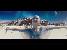 смотреть Valerian And The City Of A Thousand Planets Tinashe Aquarius 4 Min Youtube Beautiful Pearl Beings Scene From The Film Valerian And The City Of A Thousand Planets 2017 In 2020 Tinashe Film I Movie