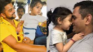 In 2008, priyanka met suresh raina at delhi airport just for five minutes when suresh raina was leaving for bangalore for an ipl match. Ipl 2018 Ziva Gracia And Co These Pictures Of Csk Players Travelling With Their Kids Will Make You Go Awwwww