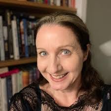 Tanya Fischer's Instagram, Twitter & Facebook