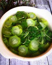 Warna hijau yang ada pada daun. 5 Resep Sayur Bayam Bening Segar Dan Praktis