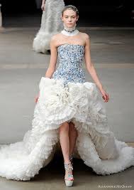 Such wonderful friends and fellow travelers in the world of design, decoration, & fashion, i've encountered right here on this page. Alexander Mcqueen Alexander Mcqueen Wedding Dresses Fashion Mcqueen Fashion
