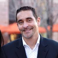 Hugo Fabian's Instagram, Twitter & Facebook