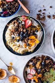 7 Foods That Will Enhance Your Natural Beauty Bloglovin Beauty Greek Yogurt Breakfast Bowl Greek Yogurt Breakfast Yogurt Breakfast Bowl