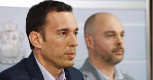 Убедителни са критиките на Борис Бонев, че липсата на енергия,  неспособността за лидерство и неспазването на управленска програма ще върне  ГЕРБ на бял кон в столичната управа на следващите избори.  https://p.dw.com/p/4tQrE