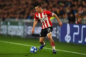 Entdecke alle neuen trikots von benito raman. 90plus Lozano 4 5 Mio Gehalt 50 Mio Ablose Neapel Macht Ernst 90plus