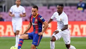 وصف زين الدين زيدان، مدرب ريال مدريد، مواجهة برشلونة بالصعبة، وتمنى ألا تكون المباراة الأخيرة لميسي في الكلاسيكو، وطالب إدارة نادي العاصمة بتجديد عقد قائد الفريق سيرجيو. Ø¬Ù…Ø§Ù‡ÙŠØ± Ø¨Ø±Ø´Ù„ÙˆÙ†Ø© ØªÙ†ØªÙ‚Ù… Ù…Ù† Ø­ÙƒÙ… Ø§Ù„ÙƒÙ„Ø§Ø³ÙŠÙƒÙˆ Ø¨Ù…Ù„Ø¹Ø¨ Ø¨ÙŠØªÙŠØ³