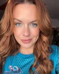 Ashley Mohr's Instagram, Twitter & Facebook