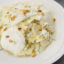 Mairubchen Mit Apfel Frischem Dill Und Pinienkerne Elle Republic Rezept Mairubchen Rezept Mairubchen Leckere Gerichte