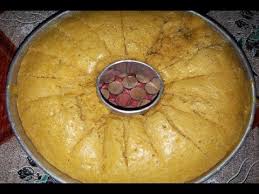 Ada banyak resep bolu kukus yang bisa kamu coba di rumah, salah satunya adalah bolu kukus pelangi dengan bahan utama singkong yang lembut dan empuk. Cara Membuat Bolu Kukus Ubi Kayu 02 Kue Kukus