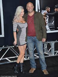 Jun 17, 2021 · it is alleged giggs, 47, assaulted former girlfriend kate greville and caused her actual bodily harm at his home in manchester. Sylvester Stallone Brings Stunning Teenage Daughters To Creed Premiere Randy Couture Teenage Daughters Sylvester Stallone