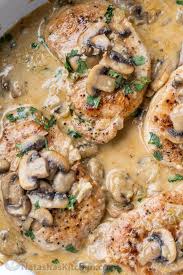 Smothered Pork Chops In Creamy Mushroom Sauce Are An Easy 30 Minute Meal Learn The Secret To Make Juicy Pork Juicy Pork Chops Pork Dinner 30 Minute Meals Easy