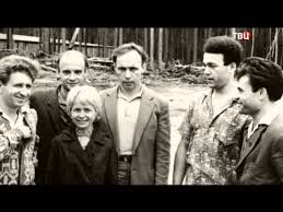 Николай добронравов и александра пахмутова создали не только творческий союз, однако и семью. Pahmutova I Dobronravov Melodiya I Orfej Film Koncert Youtube