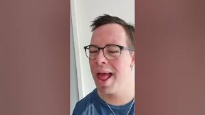 dit is koken met Nina curry bloemkool met halloumie