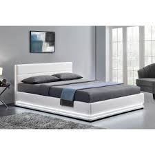 Tenemos el modelo con el tamaño y las en conforama somos especialistas en sofás, colchones, salones, dormitorios, cocinas. Lit New York Structure De Lit En Pu Blanc Avec Rangements Et Led Integrees 140x190 Cm Vente De Lit Adulte Conforama