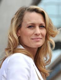 State of grace is a 1990 crime film starring sean penn, ed harris and gary oldman, also featuring robin wright, john turturro. Robin Wright Wikipedia