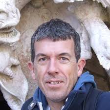 Amazon.com: Huw Thomas: books, biography, latest update