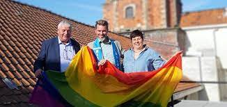 De internationale dag tegen homofobie en transfobie. Idahot In Menen Meer Dan Een Regenboogvlag Menen Waar Je Thuiskomt