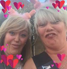 🦩So my 5year old daughter loves flamingos. Apart from Washington Wetlands  is there anywhere else I can take her to see some? 🦩