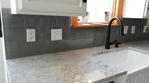 Conlonial White 3x6 Smoke Gray Glass 150319 Jpg 1024 576 White Granite Countertops Grey Granite Countertops White Granite Countertops Kitchen