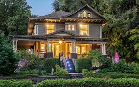 1 BEST Hood River Bed And Breakfast | Inn At The Gorge