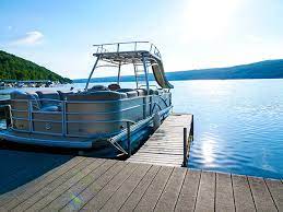 Discover all you need to know about the crooked lake with our comprehensive guide. Boats Rental Keuka Watersports Bath New York