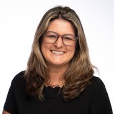 Tonight I got to celebrate my friend Vicky Zelen 's 20th business  anniversary!! Woah!! What an accomplishment. ♥️ You could just tell from  being in the room how much of a positive