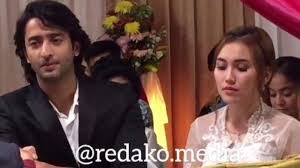 Dalam foto pertama terlihat ayu dan lima teman lainnya terlihat tengah berpose berdempetan. Video By Ijab Kabul Shaheer Sheikh And Ayu Ting Ting Spread Putri Enji Realizing Baskoro S Dream
