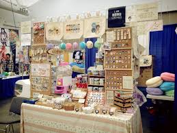 Pin By Amethyst Artist On Artist Alley Displays Ideas Artist Alley Craft Booth Displays Craft Fair Displays