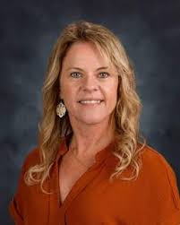 Mandy Mckee's Instagram, Twitter & Facebook