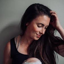 Amanda Cleveland's Instagram, Twitter & Facebook