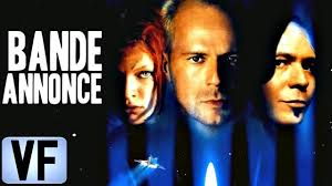 Mais à leur retour un groupe de mondo‐shawans débarque sur terre afin de récupérer quatre pierres représentant les quatre éléments de la vie. Le Cinquieme Element Bande Annonce Vf 1997 Youtube