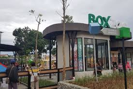 Masyarakat di kota ini tergolong makmur karena tercukupi kebutuhan. Mall Boxies 123 Tajur Bogor Resmi Dibuka Tersedia Kebun Binatang Ekonomi Bisnis Com