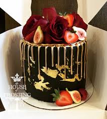 Glamorous Birthday Cakes For 40 Year Old Woman Black And Gold Cake Birthday Drip Cake Black And Gold Cake 27th Birthday Cake