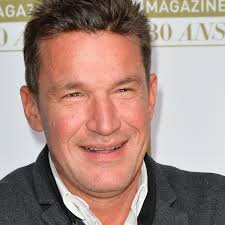 Pour l'occasion, le jeune homme va se lancer un défi de taille dans la famille de benjamin castaldi, je demande le plus jeune fils : Benjamin Castaldi Publie Une Rare Photo De Ses Trois Fils Julien Simon Et Enzo Et Ils Ont Bien Grandi Femme Actuelle Le Mag