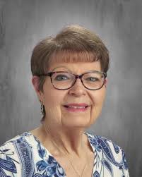 It is with great sadness that we share the unexpected passing of one of our  second grade teachers, Tracy Thorne. Ms. Thorne was a beloved member of our  staff and had been