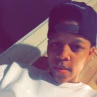 Janell Murray's Instagram, Twitter & Facebook