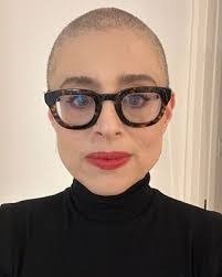 Gail Appel's Instagram, Twitter & Facebook