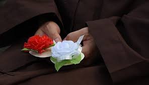 Ngày Vu Lan, nghe lời dạy cách báo hiếu ...